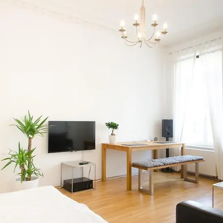 Appartement Mitte - Gottschedstrasse ! *